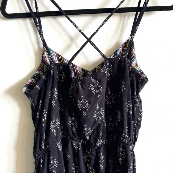 Mudd Aztec Boho Strappy Romper - Picture 6 of 7